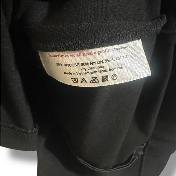 M.M. Lafleur black pencil skirt with front slit size 16 - Picture 8 of 8